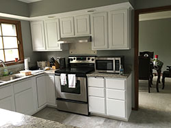 Before-Kitchen-Cabinet-Refinishing-for-Naperville-Aurora