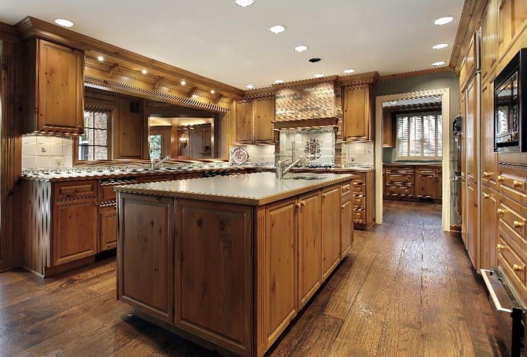 Learn the Benefits of Our Cleaning and Touch Up Services